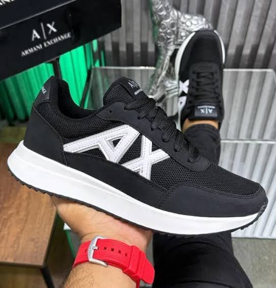 ARMANI BLANCO NEGRO