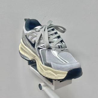 NIKE SKATE ARAÑA BLANCO